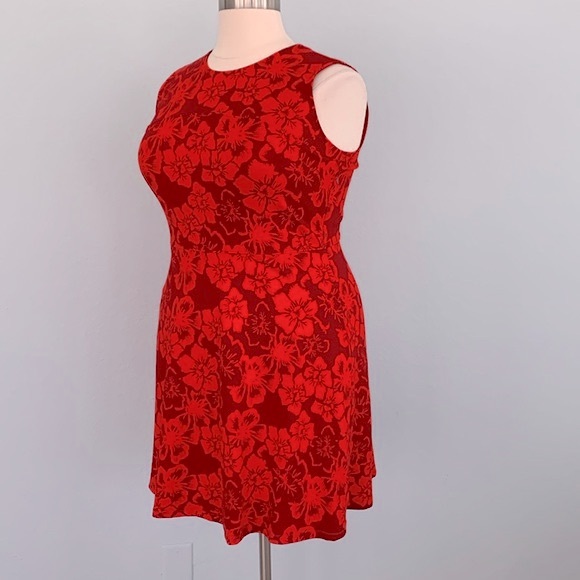 Lands’ End Tropical Print Ponte Fit and Flare Dress - Picture 3 of 11